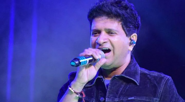 Singer KK died of a suspected heart attack. Source: Hindustan Times.