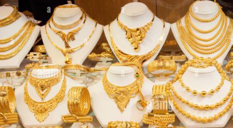 Gold loses shine as prices drop Rs500 per tola