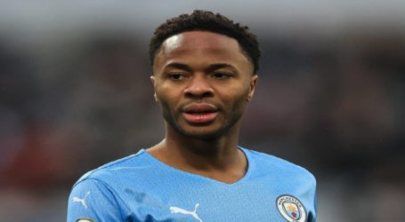 Chelsea to sign Raheem Sterling in £50m deal from Manchester City