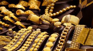 Gold price up by Rs3,200 per tola in Pakistan