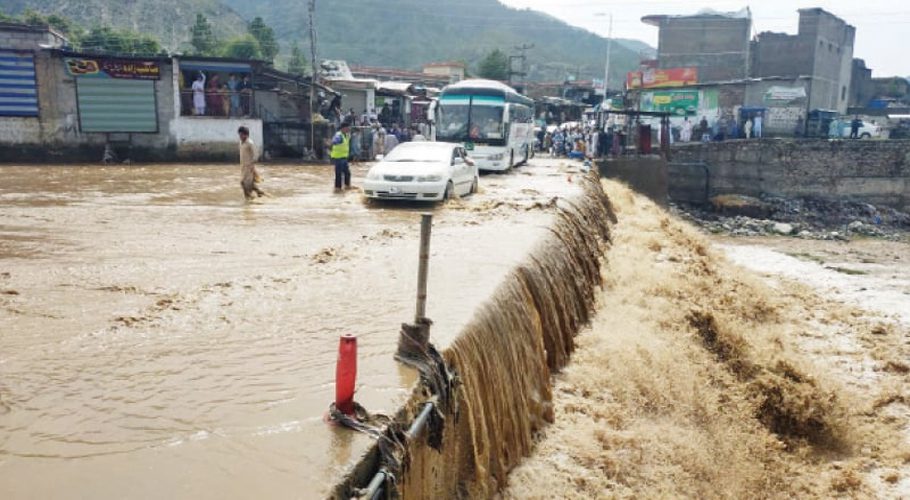 Eight die as car swept away in Awaran flash flood