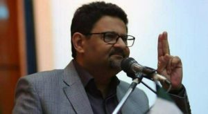 Miftah Ismail said that Ogra determines the prices of petroleum products. (Photo: Business Recorder)