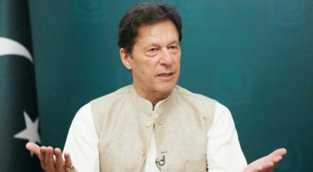 Imran Khan blames establishment for interfering in Elahi’s no-trust motion