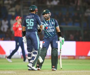 Second T20: Pakistan beat England by 10 wickets