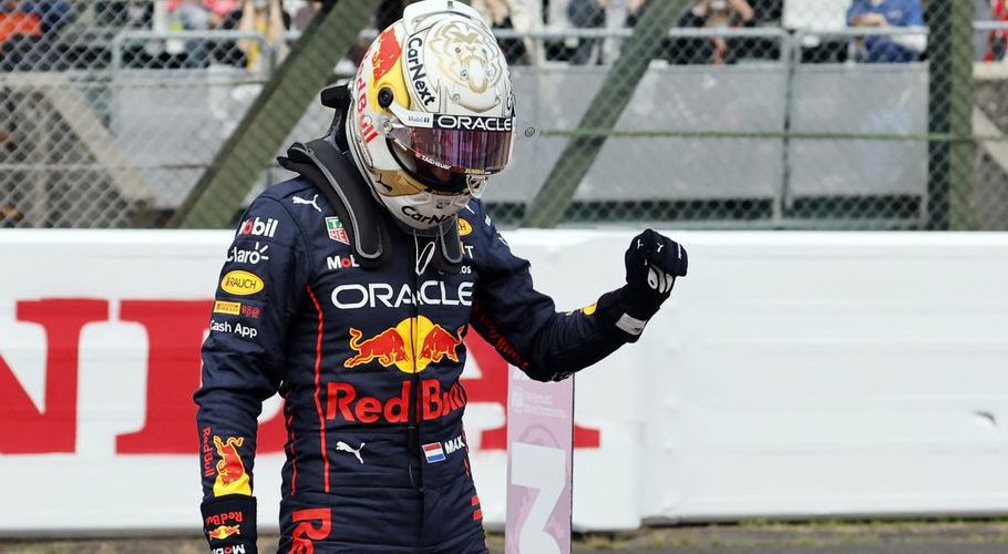 Formula One F1 - Japanese Grand Prix - Suzuka Circuit, Suzuka, Japan - October 8, 2022 Red Bull's Max Verstappen celebrates after qualifying in pole position REUTERS/Issei Kato