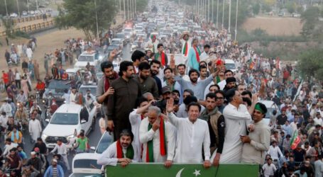 Imran Khan announces long march from Friday