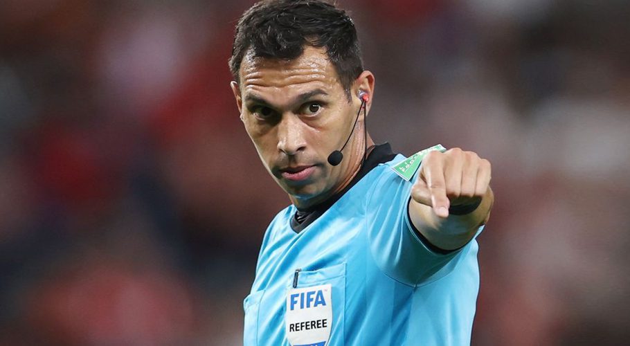 Soccer Football - Arab Cup - Group D - Algeria v Egypt - Al Janoub Stadium, Al Wakrah, Qatar - December 7, 2021 Referee Facundo Tello reacts REUTERS/Ibraheem Al Omari