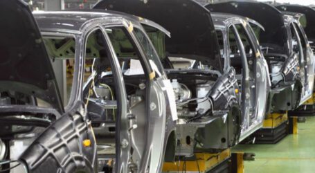 Pakistan’s auto parts maker extends production shutdown amid economic downturn