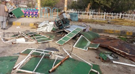 Imran Khan condemns demolishing Ehsaas Rehriban’s street vendor carts