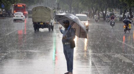 Light to moderate rain with thunder likely to hit parts of country