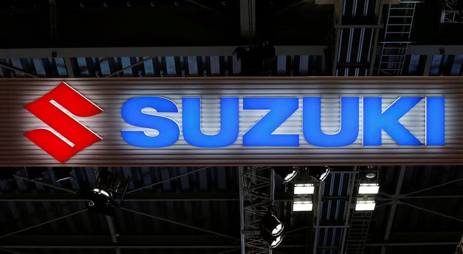 The logo of Suzuki Motor Corp. is pictured at the 45th Tokyo Motor Show in Tokyo, Japan October 25, 2017. Picture taken October 25, 2017. REUTERS/Toru Hanai/File Photo