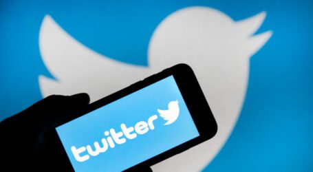 Twitter limits how many tweets users can read