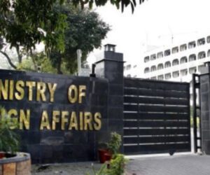 Pakistani diplomat in contact with detained nationals in Libya: FO