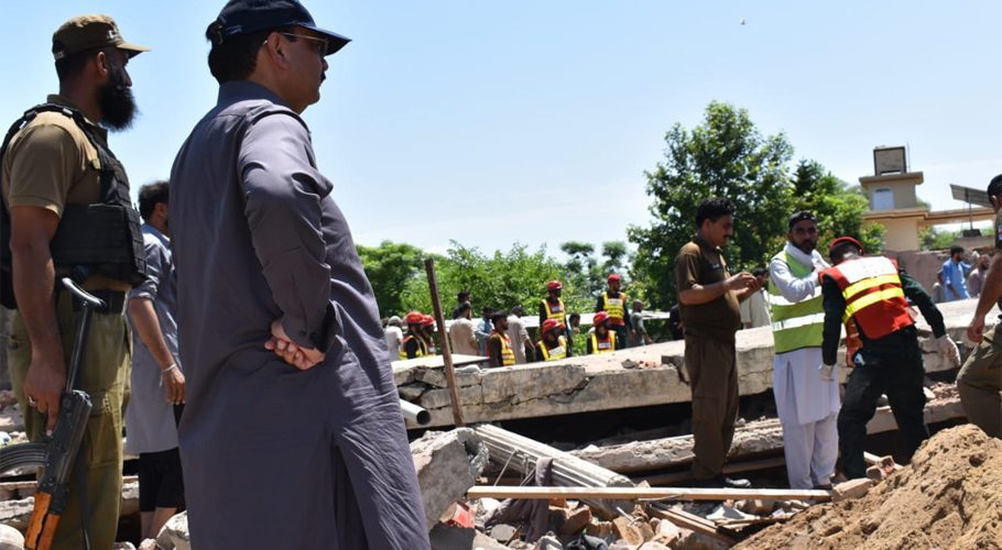 At least five people lost their lives while another 10 were injured on Sunday in Punjab’s Jhelum gas cylinder explosion. — Image: @police_jhelum