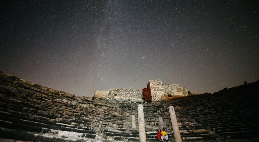 The Perseid meteor shower was observed in the ancient city of Miletus, in the Didim district of Aydın, Türkiye, Aug. 13, 2023. (AA Photo)