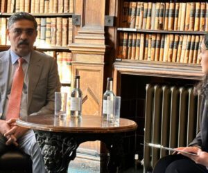PM Kakar interacts with students at Oxford Union
