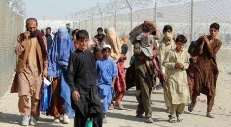 Aurat March calls for stopping deportation of Afghan refugees