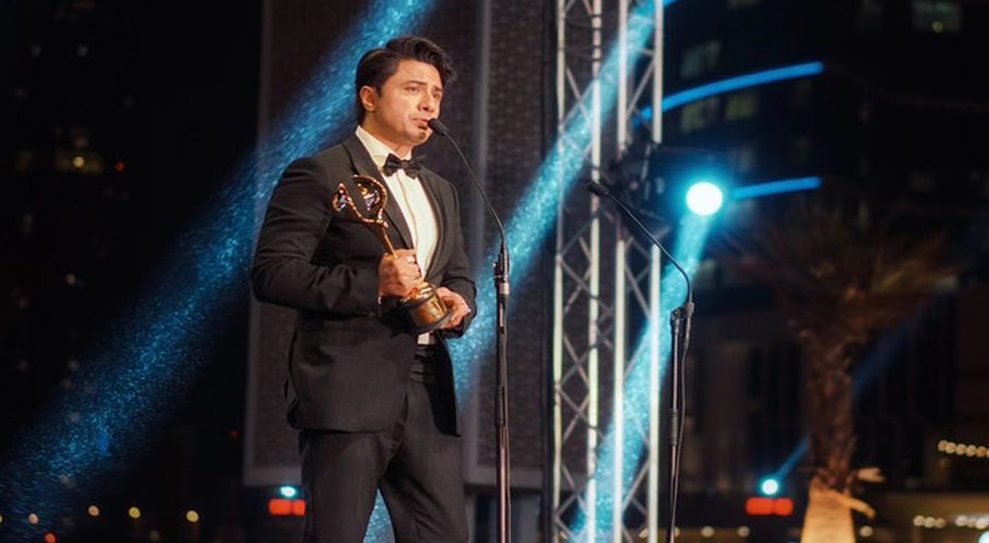 Ali Zafar at DIAFA Awards in Dubai, November 23, 2023. (Photo courtesy: @aqsazohaib.portrait/Instagram)