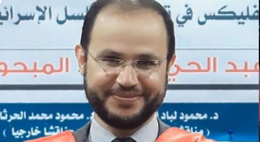 Refaat Alareer sought to tell Western audiences of the horrors in Gaza, but could also be controversial [Alareer's Twitter account]