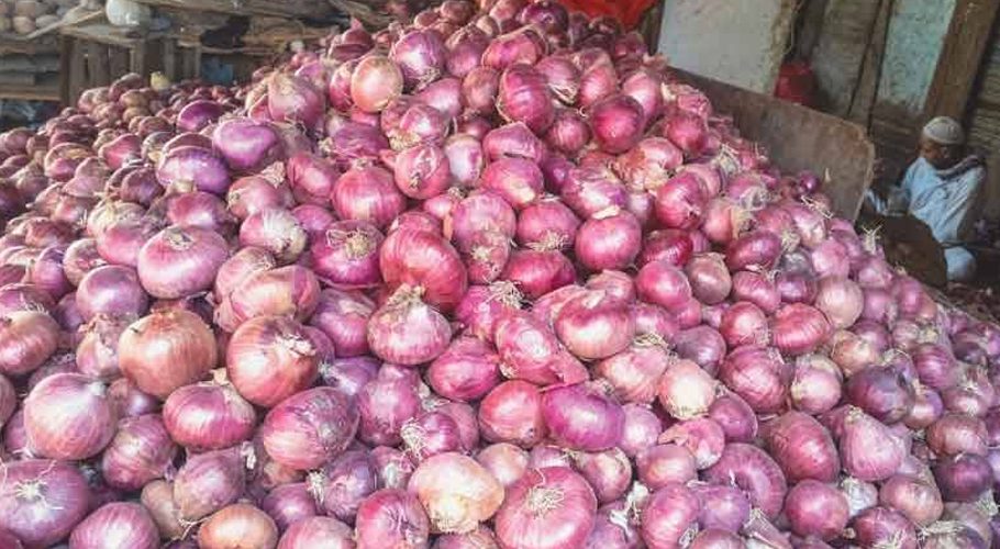 Onion price reaches record high in Pakistan