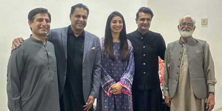 Pakistani woman all-rounder Aliya Riaz gets engaged to Waqar Younis brother
(Image: Daily Pakistan)