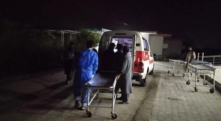 Ambulance at the site of incident in Nushki district of Balochistan on Friday, April 12, 2024. (Image: Geo News)