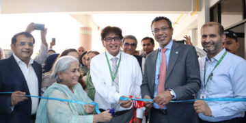 Sindh Health Minister Dr Azra Pechuho (2nd left) and others inaugurate Pakistan's first Shariah-compliant "Human Milk Bank" and Early Childhood Centre. Image: The News