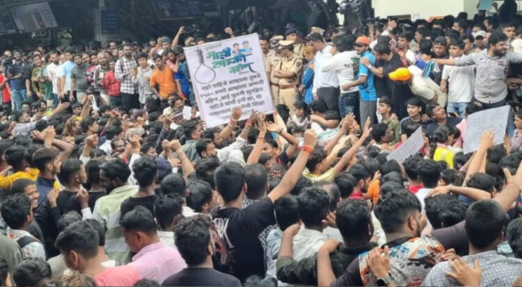 Protests were held outside a school in Badlapur after two four-year-old girls were allegedly sexually assaulted. (Express photo by Deepak Joshi)