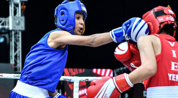 Pakistan’s Ayesha Mumtaz during a fight at the Asian Junior and School Boxing Championship in Abu Dhabi. (Image: Radio Pakistan)