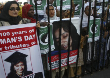 FILE/ People rally demanding the release of Aafia Siddiqui, who was convicted in February 2010 of two counts of attempted murder. The man who authorities say was holding hostages inside a Texas synagogue on Saturday, Jan. 15, 2022, demanded her release.Fareed Khan/The Associated Press