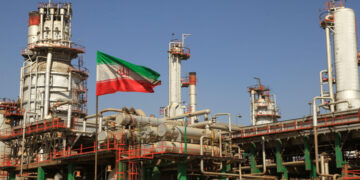 Abadan oil refinery (Image: Tehrantimes.com)