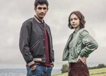 Zain Iqbal as Ravi Singh and Emma Myers as Pip Fitz-Amobi in A Good Girl's Guide to Murder. Sally Mais/Netflix