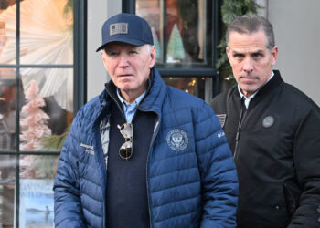 Joe Biden, Hunter Biden and Beau Jr., Nantucket, Massachusetts, November 29, 2024. REUTERS/Craig Hudson