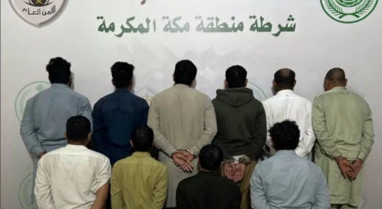 The Makkah Region Police busted a gang of Pakistani men involved in about 31 financial fraud crimes. (Image: Saudi Gazette)