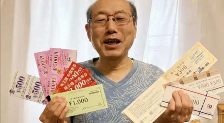 Hiroto Kiritani, the 75-year-old millionaire, dubbed ‘God of Freebies’, travels by bicycle and avoids luxury brands. (Image: DNA India)