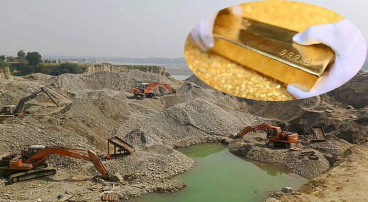 FILE/ Nowshera's district administration launch crackdown against illegal gold mining along the banks of the Indus River in Jabi area in Nizampur on Oct 5, 2024. — Facebook/DCNowshera