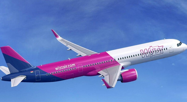 Wizz Air is an ultra low-cost airline with a 28-inch seat pitch that is amongst the smallest of European low-cost airlines.
(Image: skytraxratings.com)