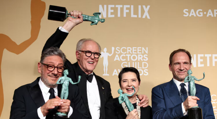 John Lithgow, Ralph Fiennes, Sergio Castellitto and Isabella Rossellini pose with the award for Outstanding Performance by a Cast in a Motion Picture for "Conclave" at the 31st Screen Actors Guild Awards, in Los Angeles, California, U.S., February 23, 2025. REUTERS/Daniel Cole TPX IMAGES OF THE DAY