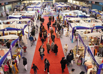 Visitors at the stalls of WEXNET 2025 expo at the Expo Center in Lahore, Pakistan. (TDAP/File)