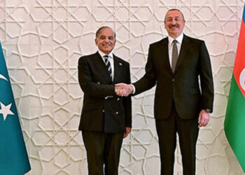 Pakistan Prime Minister Shehbaz Sharif (left) meets President of Azerbaijan Ilham Aliyev in Baku on June 15, 2023. ( Prime Minister's Office/File)