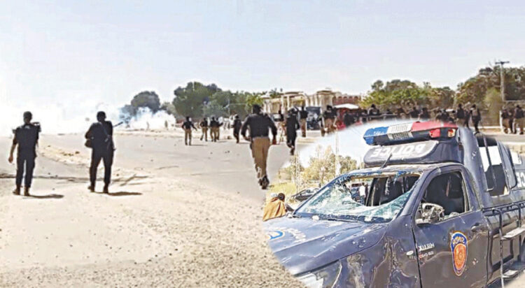 Police used teargas to disperse protesting students. Students retaliated by throwing stones, damaging two police vehicles and reportedly injuring several officers and protesters
(Image; Umair Ali via Dawn.com)