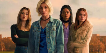 Toxic Town is a fictionalized version of that Corby toxic waste disaster in UK, starring former Doctor Who lead actress Jodie Whittaker and Sex Education‘s Aimee Lou Wood. (Netflix)