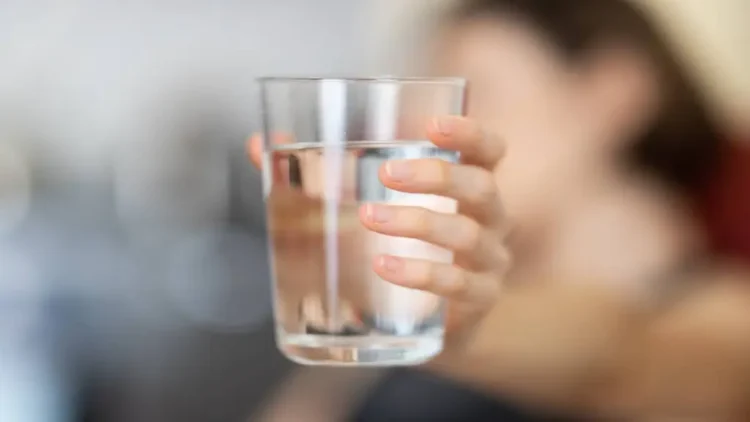 Here's how you can keep yourself hydrated while you are fasting