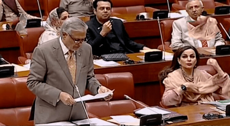 The resolution moved by Deputy Prime Minister Ishaq Dar. The resolution was passed in response to India’s announcement of suspending the Indus Waters Treaty following the attack in IIOJK. (Screengrab PTV)