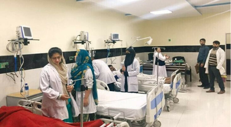 This undated image shows a ward at the Punjab Institute of Cardiology (PIC). (Image: Dawn.com)