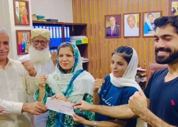 Sindh Govt Awards Rs 4.65 Million to Boxer Aaliya Soomro
