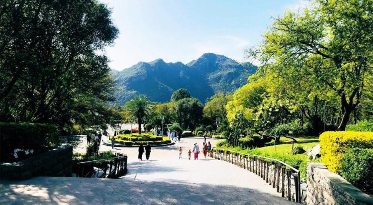 Daman-e-Koh is a park and viewpoint located in the Margalla Hills near Islamabad, Pakistan (Image: guidetopakistan.pk)