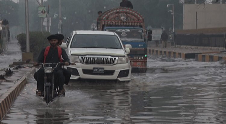 Major streets in Karachi were inundated after heavy rain lashed the city. (File Photo)