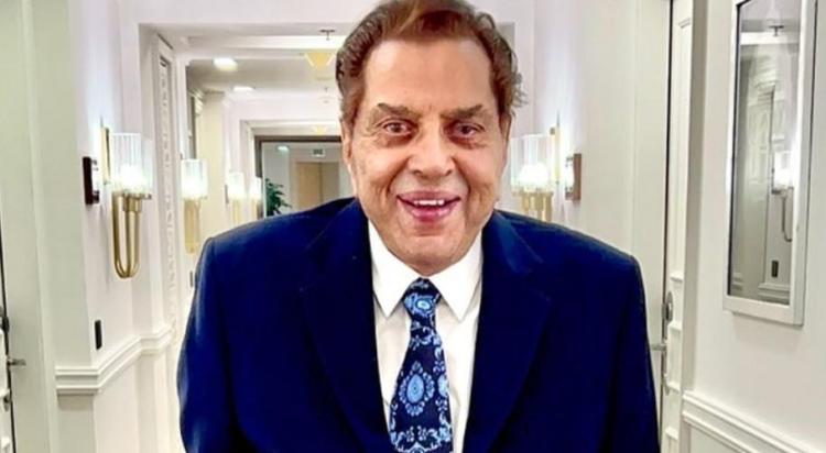 Veteran actor Dharmendra (File)