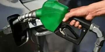Petrol prices in Pakistan to decline